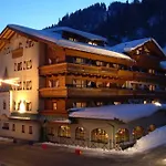 Wellnesshotel Mitterwirt 4*