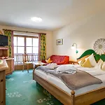Wellnesshotel Mitterwirt 호텔