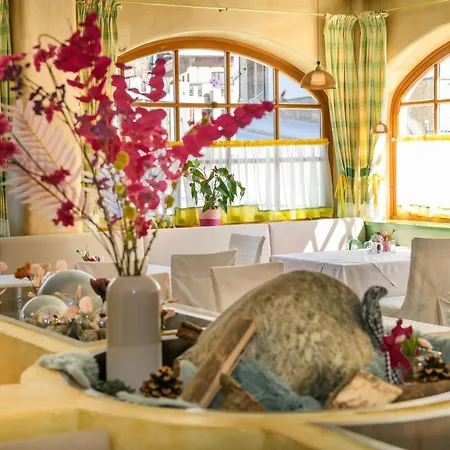 فندق Wellnesshotel Mitterwirt 4*