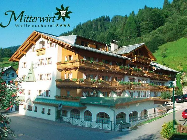 Wellnesshotel Mitterwirt فندق